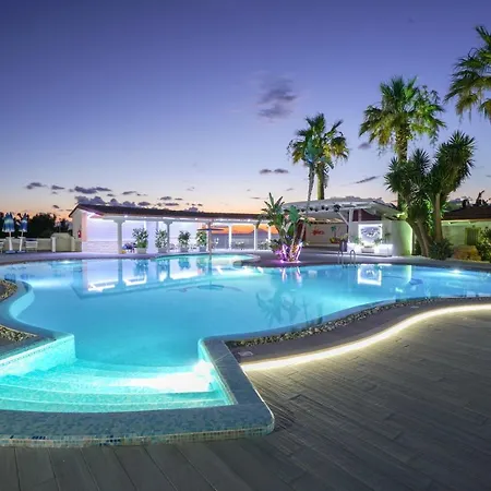 Apart-hotel Le Playe 3*