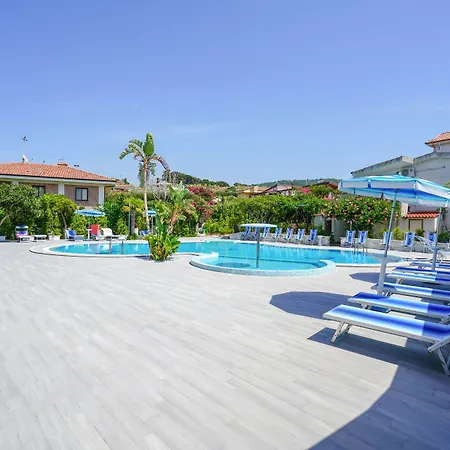 Aparthotel Le Playe Village