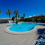 Le Playe Village 3*
