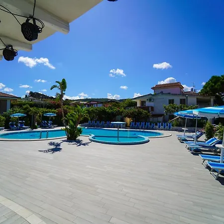 Le Playe Village 3* Santa Domenica (Vibo Valentia)