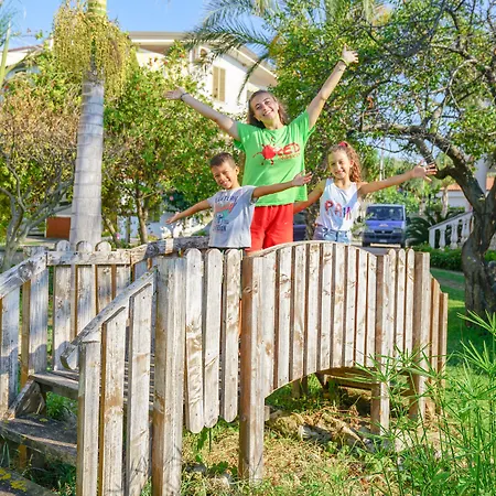 Le Playe Village Apartahotel Santa Domenica Talao